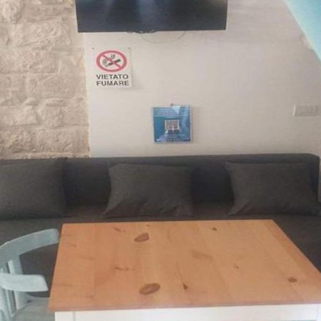 Suite Da Nonno Luigi 100 Metri Dal Mare Giovinazzo Exterior photo